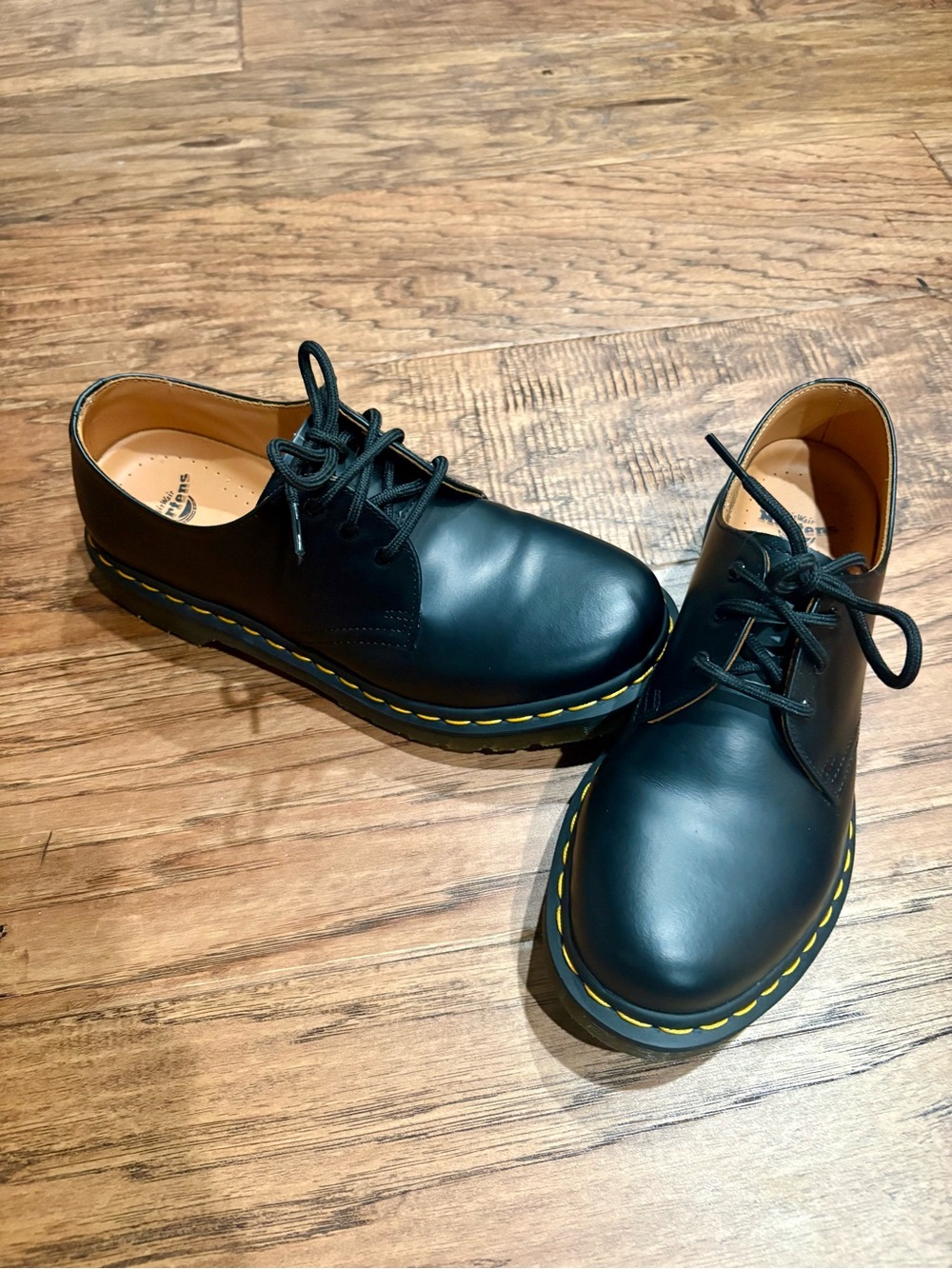 Dr Martens 1461 Smoother Leather Lace Up - Picture 4 of 6